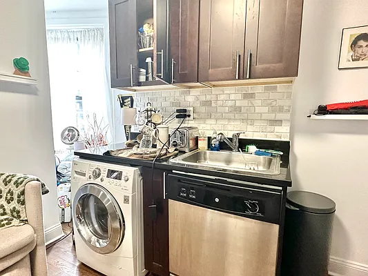 Rented by Corcoran | media 17