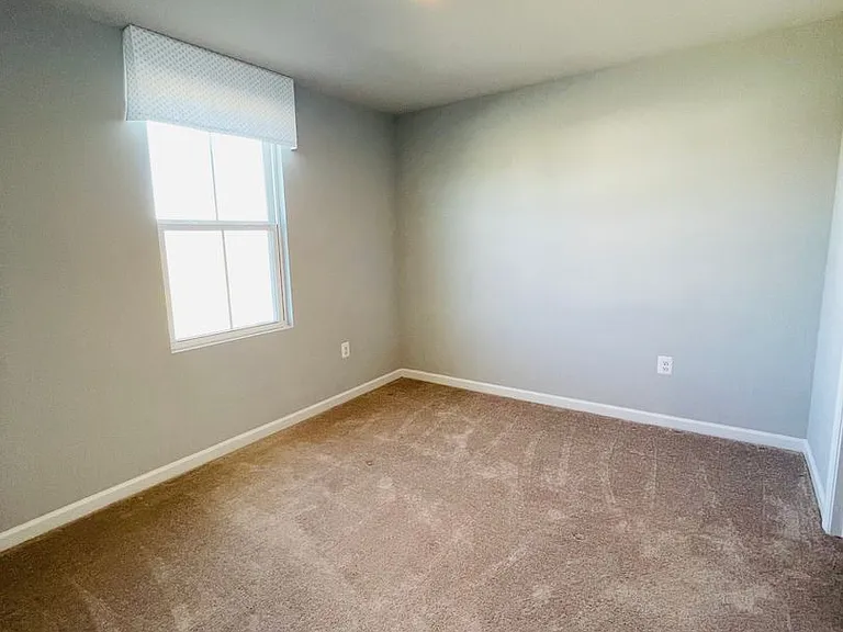 2065 Tailor Dr — Photo 22
