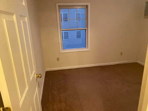 (undisclosed Address), Newark, NJ 07103