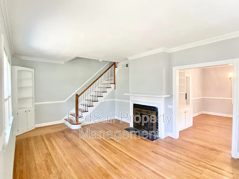 70 Main St — Photo 3