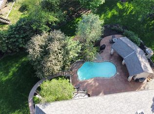 20817 W 45th Ter, Shawnee, KS 66218