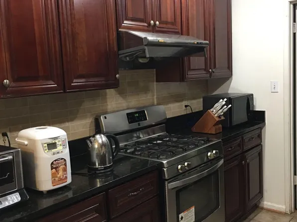 8147 Inverness Ridge Rd, Potomac, MD 20854