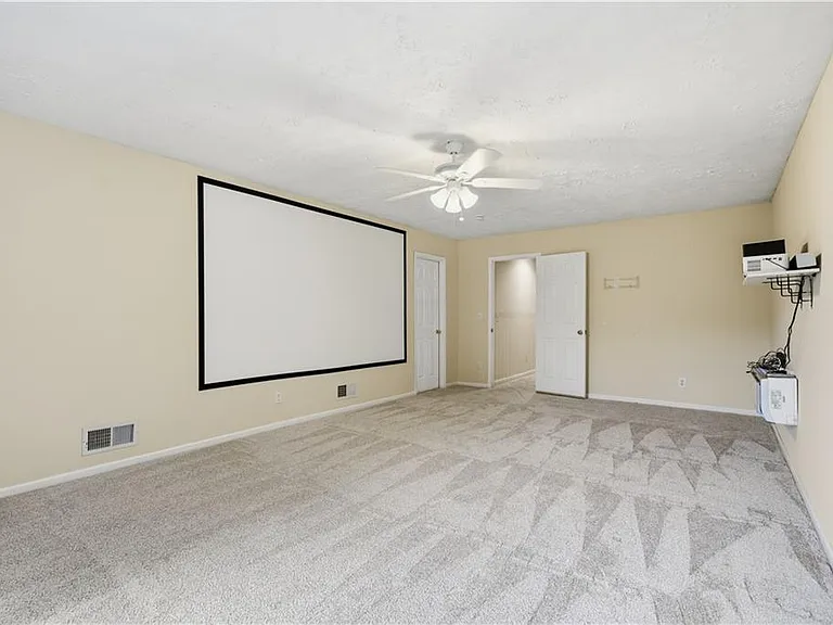 1632 Cagle Ct — Photo 29