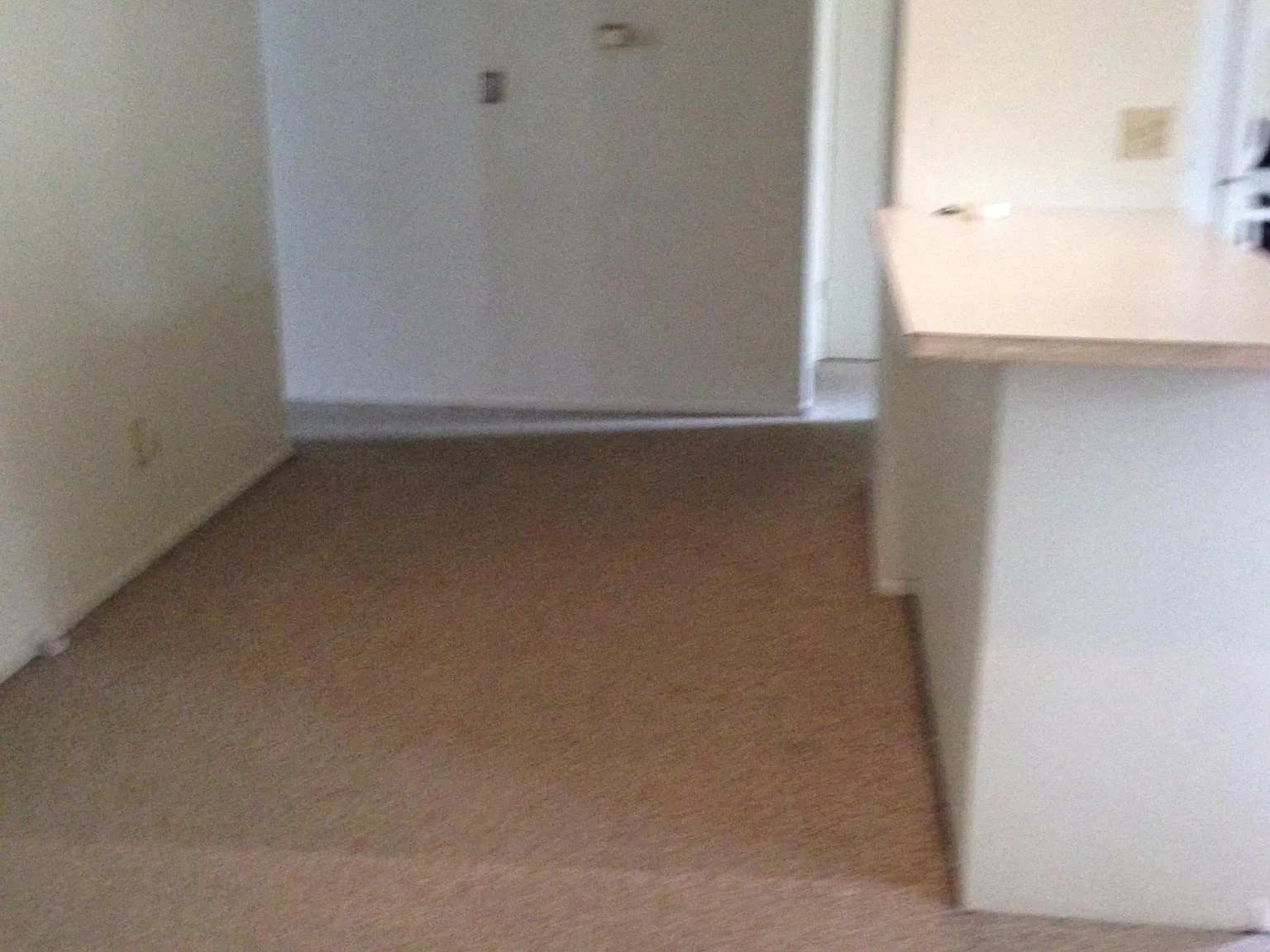 20 Village Dr — Photo 4