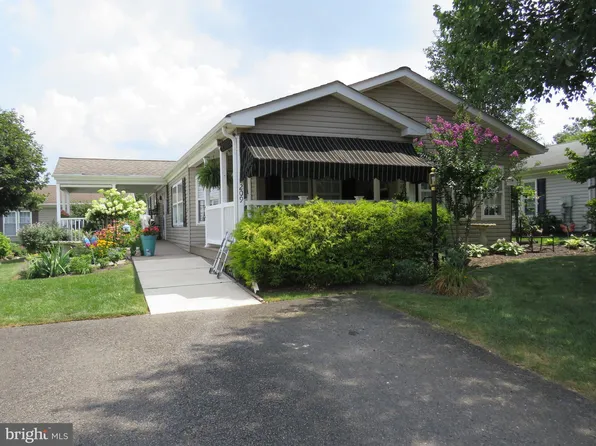 209 Dove Ct, New Hope, PA 18938