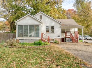 9100 E 69th Ter, Raytown, MO 64133