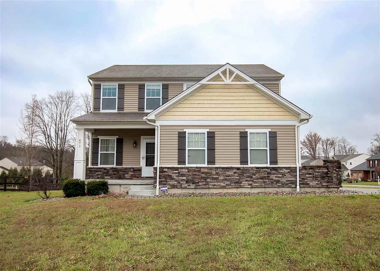 671 Mallard Dr photo 1