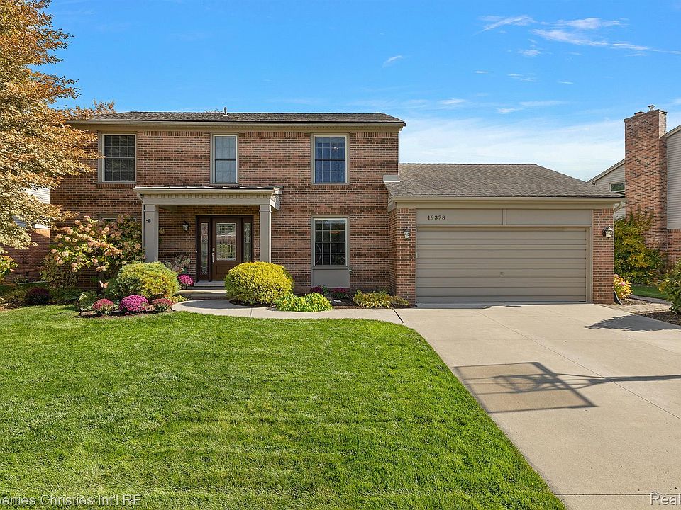 1st image of 19378 Whitby Dr