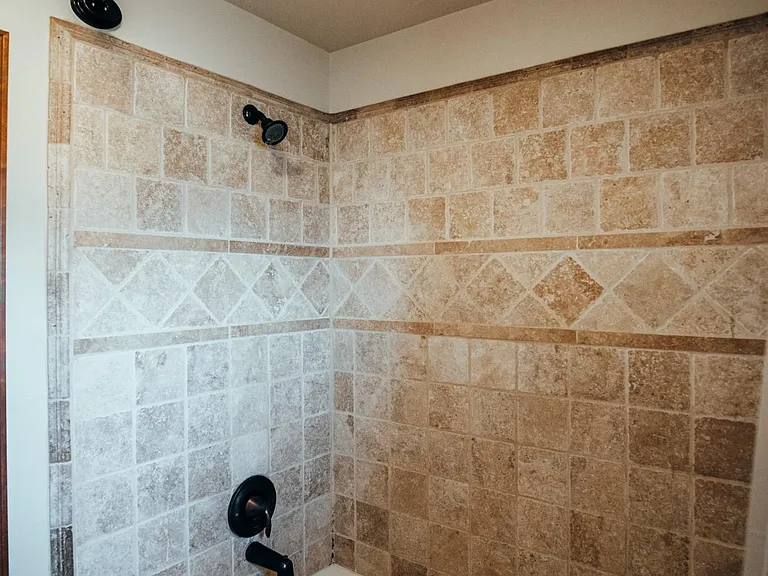 4662 Shadowglen Dr #B — Photo 22