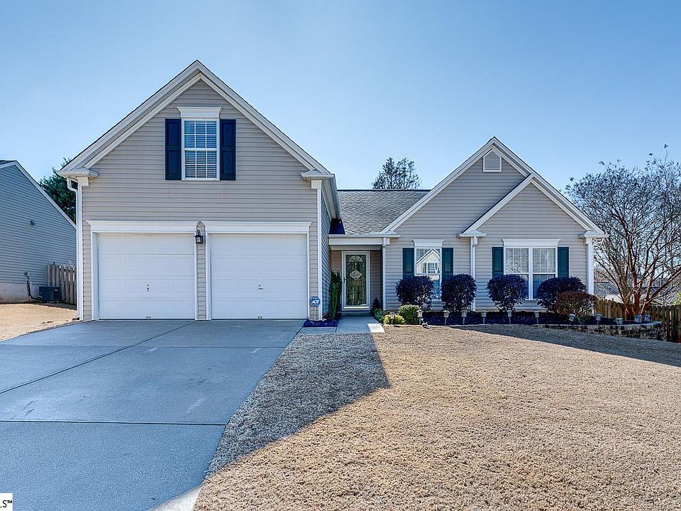 1st image of 109 W Okaloosa Way