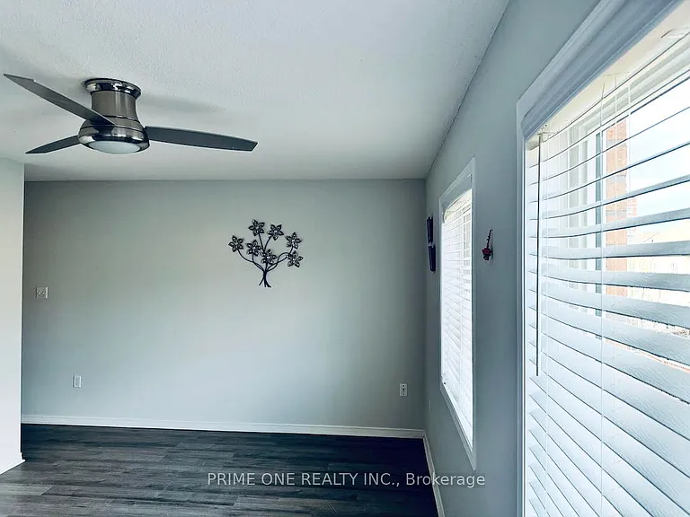 25 Jack Monkman Cres — Photo 8
