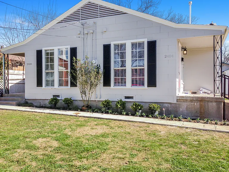 2404 Colony Ct — Photo 1