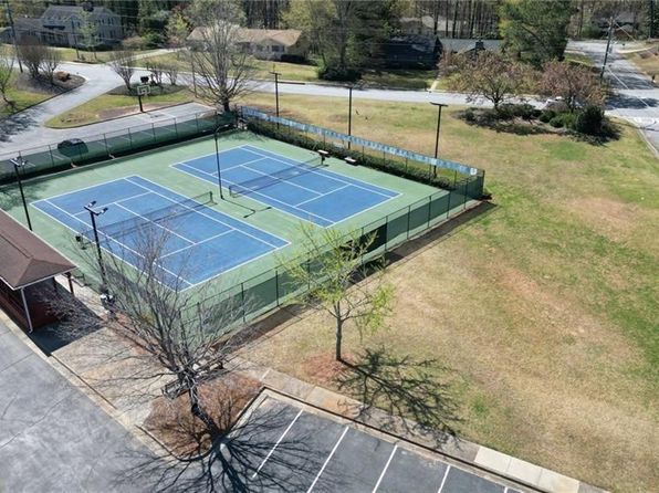 1472 Hartman Dr SW, Lilburn, GA 30047