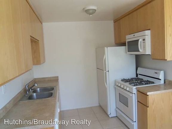 3rd image of 862 Florida St