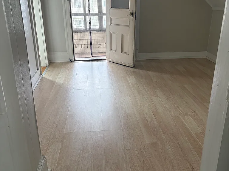 414 East St #3 — Photo 4