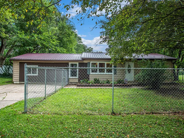 3346 B Dr S, East Leroy, MI 49051