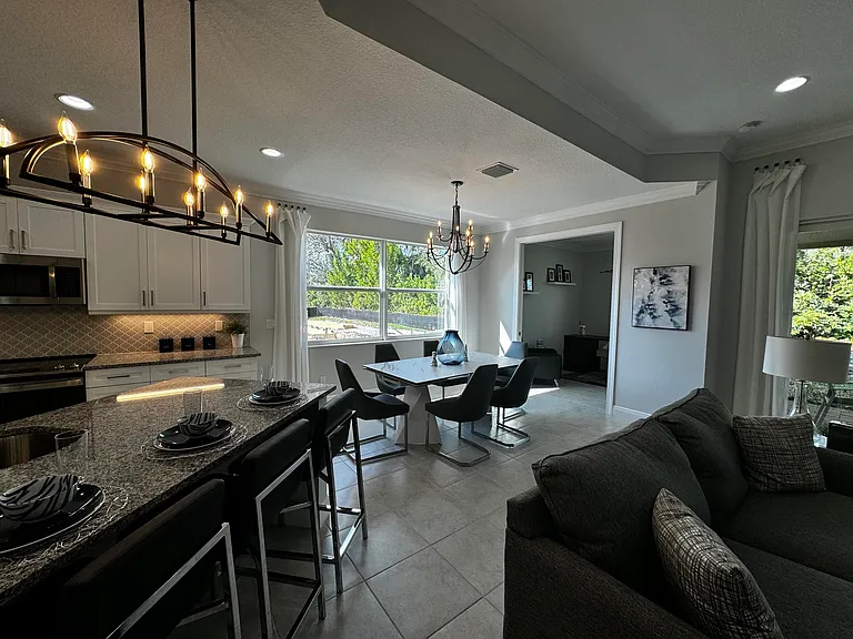 6008 Bella Rosa Ln — Photo 14