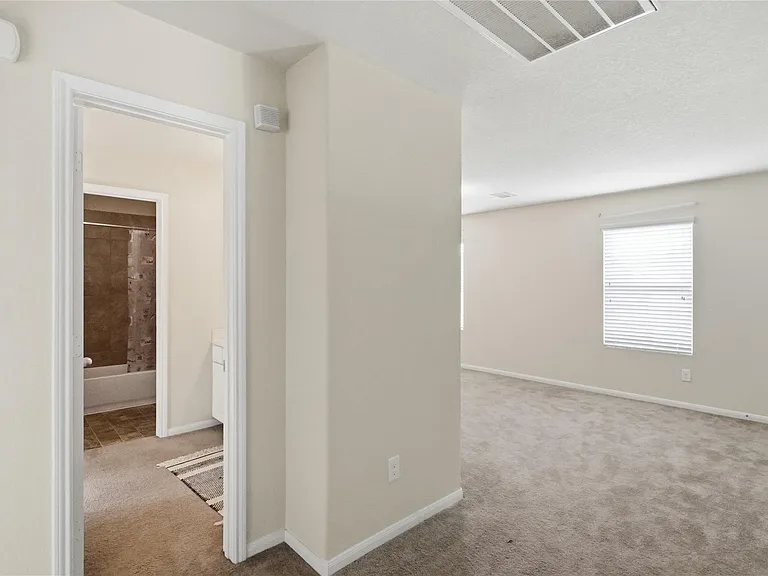12530 Greencanyon Dr — Photo 37