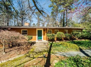 2732 Dogwood Rd, Durham, NC 27705