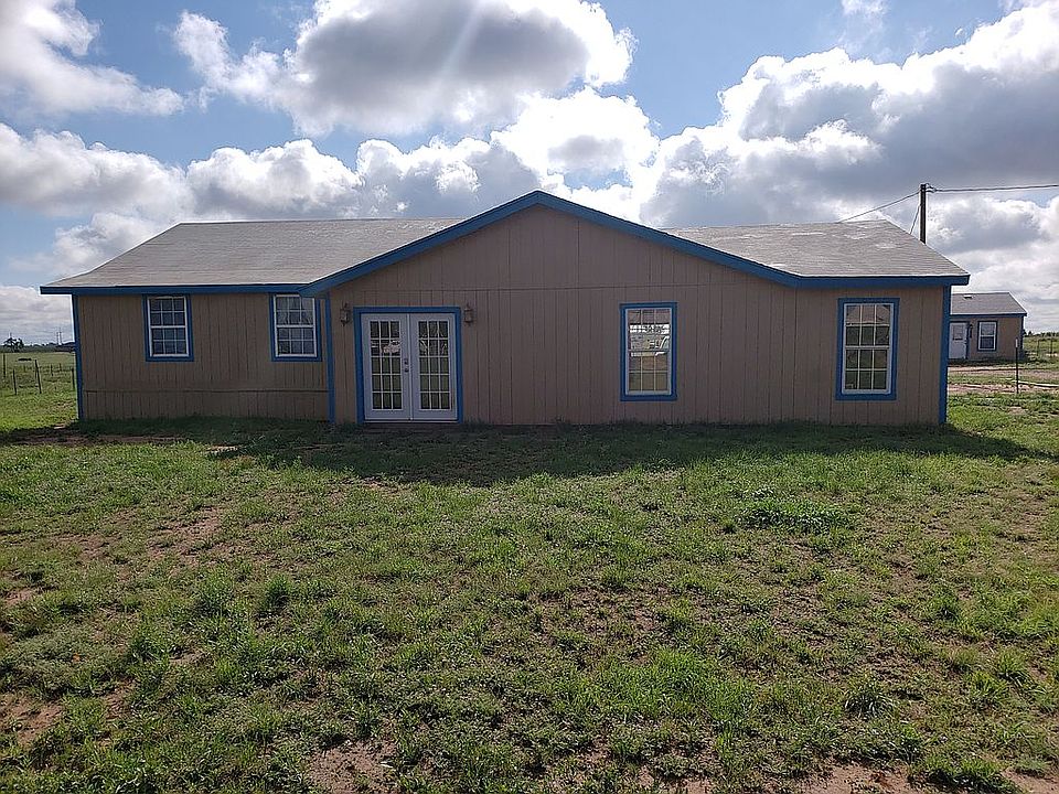 Main House: 3 BR
