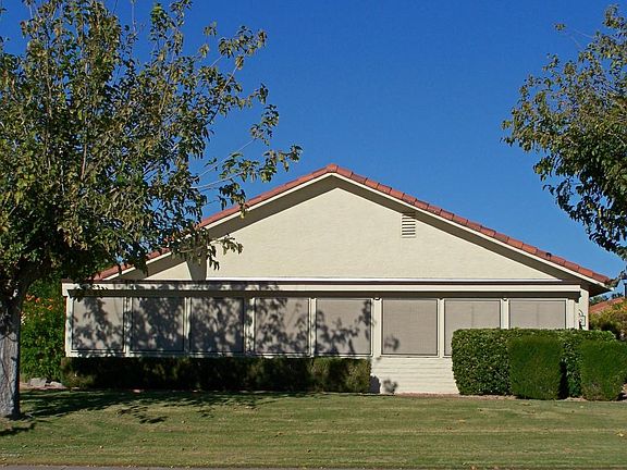 3rd image of 252 Leisure World