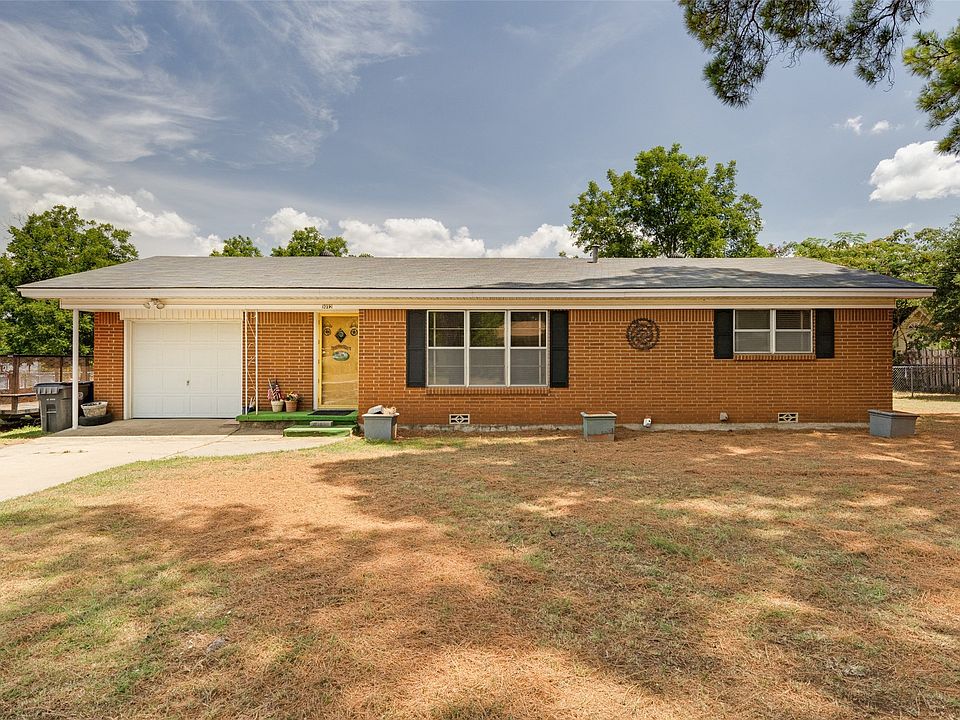 1st image of 1012 Rosebud Dr