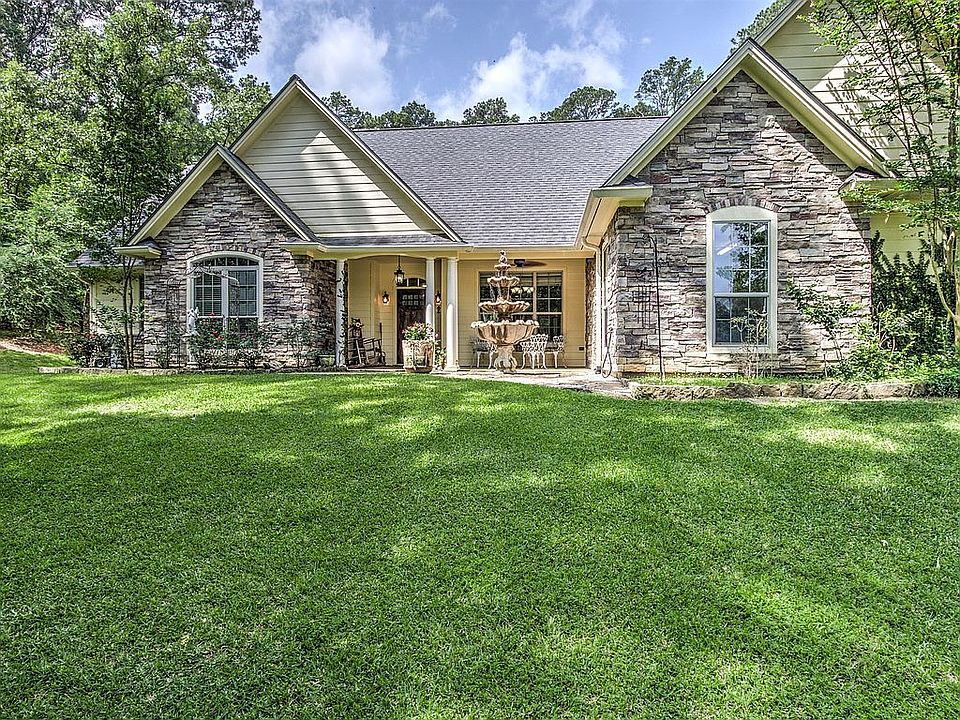 331 Shoreline Dr, Lake NAC