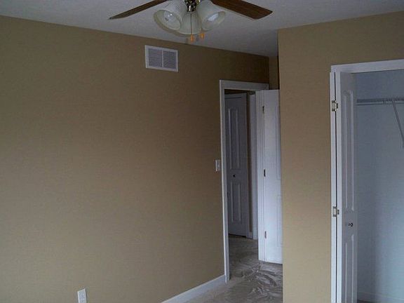 4th image of 13911 Stoney Creek Dr