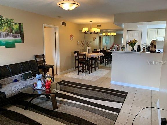 2nd image of 3004 Parkway Blvd APT 212