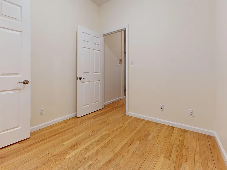 13 E 7th St #1 — Photo 12
