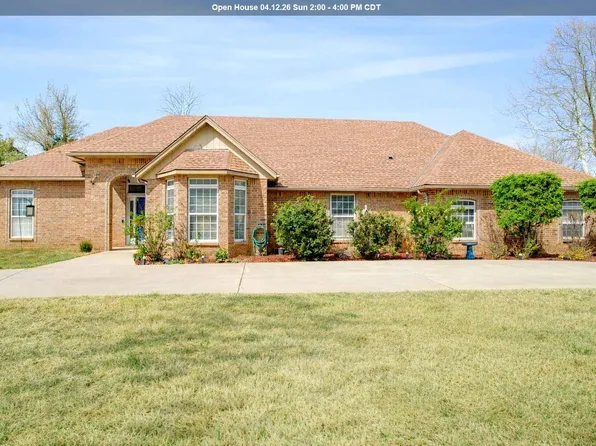 2604 Kelly Rd, Enid, OK 73703