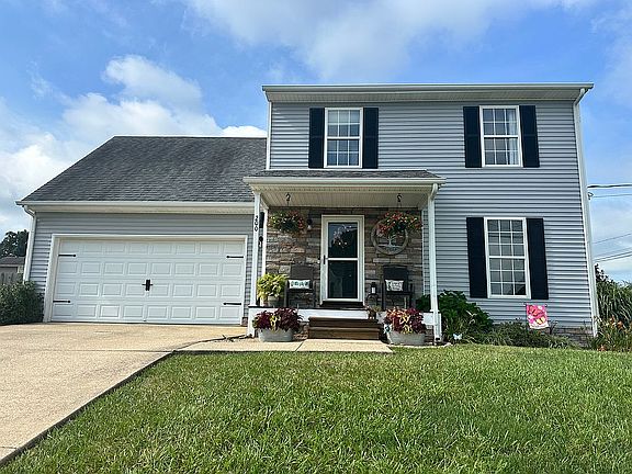3rd image of 200 Greenleaf Dr