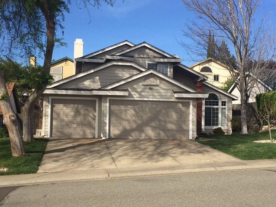 1st image of 3425 Cobblestone Dr