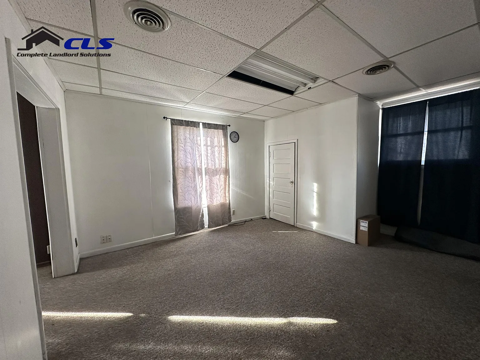 1811 N 8th St - 4 — Photo 2
