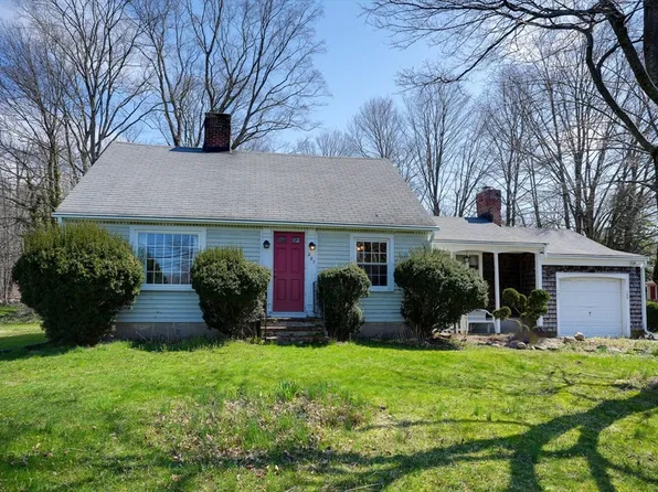 201 South St, Plainville, MA 02762