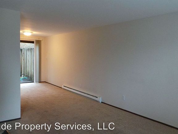4th image of 1050 SW Harrier Cir APT A2