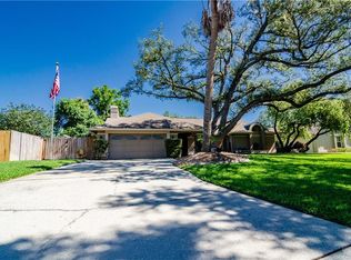 2738 Horseshoe Dr, Plant City, FL 33566