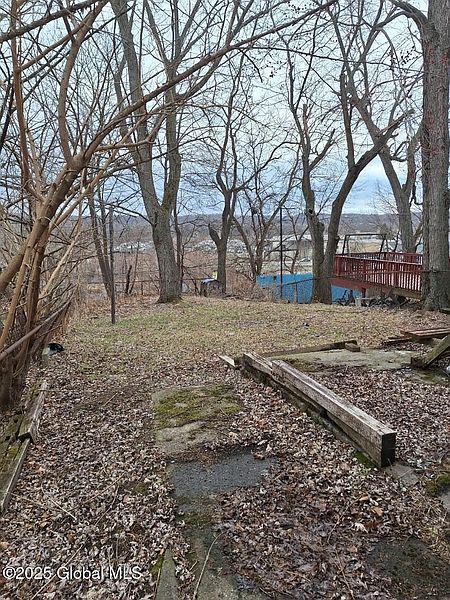 4th image of 15 Lincoln Avenue