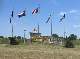 140 Henderson St, Prairie View, TX 77446