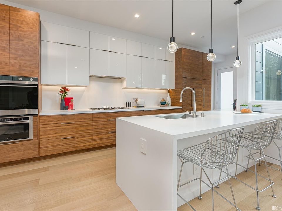 1st image of 2824 21st St #2828