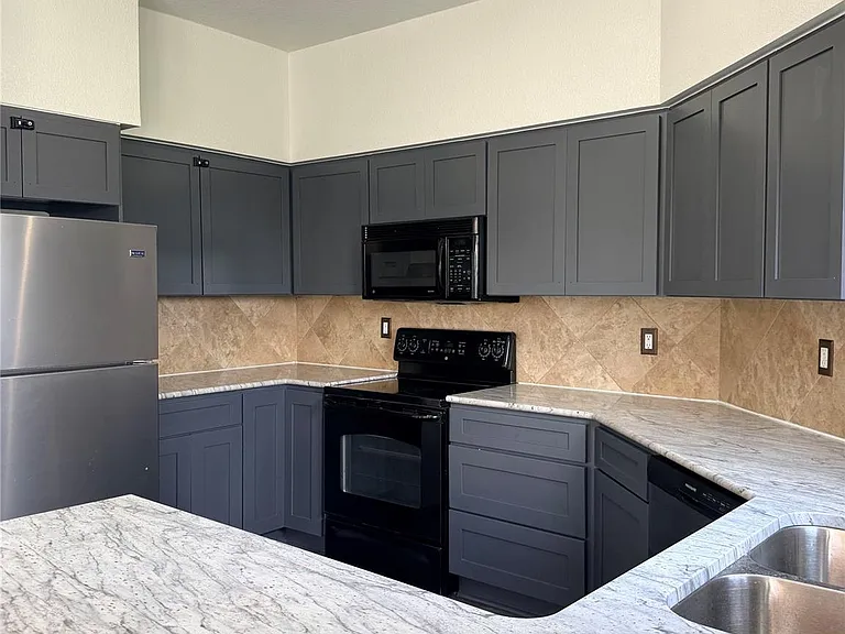 3404 American Dr #1320 — Photo 5