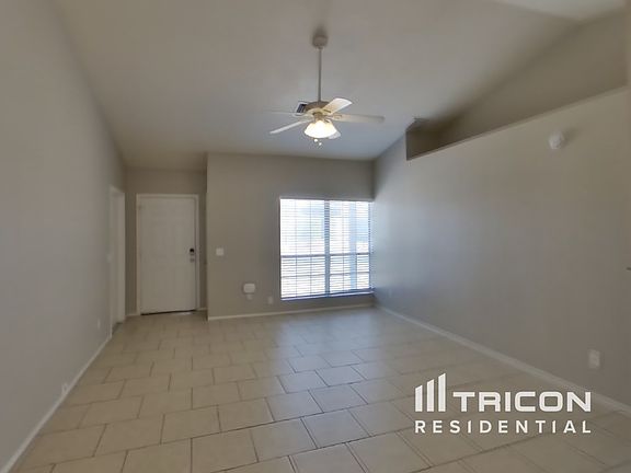 4th image of 4513 N 106th Ave