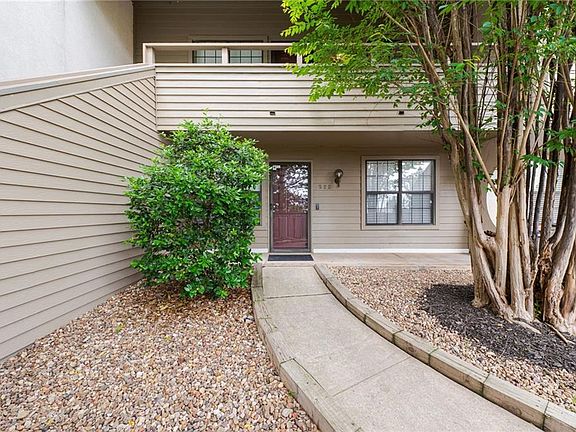 2nd image of 11140 Stratford Dr APT 522