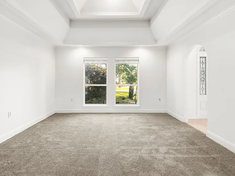 83 Lake Lorraine Cir — Photo 16