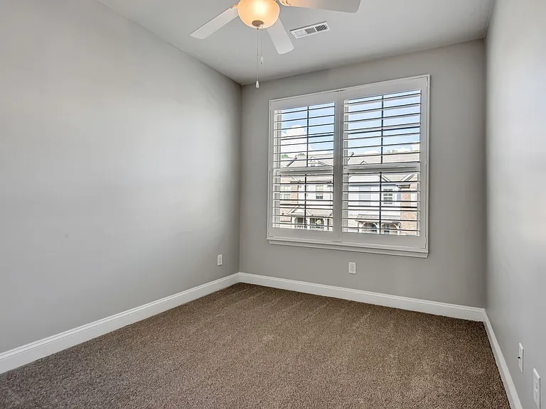 1477 Channing Dr — Photo 19