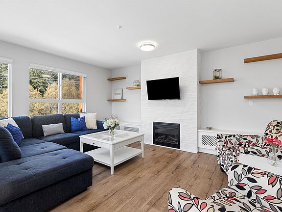 3rd image of 874 W 6th Ave #302