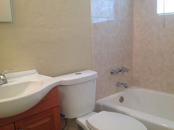 5th image of 1623 NE 176th St