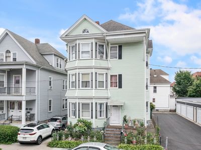 210 Whitman St, New Bedford, MA, 02745