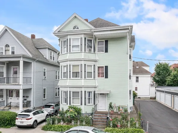 210 Whitman St, New Bedford, MA 02745