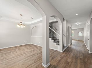 8911 Willow Wind Ln, Houston, TX 77083